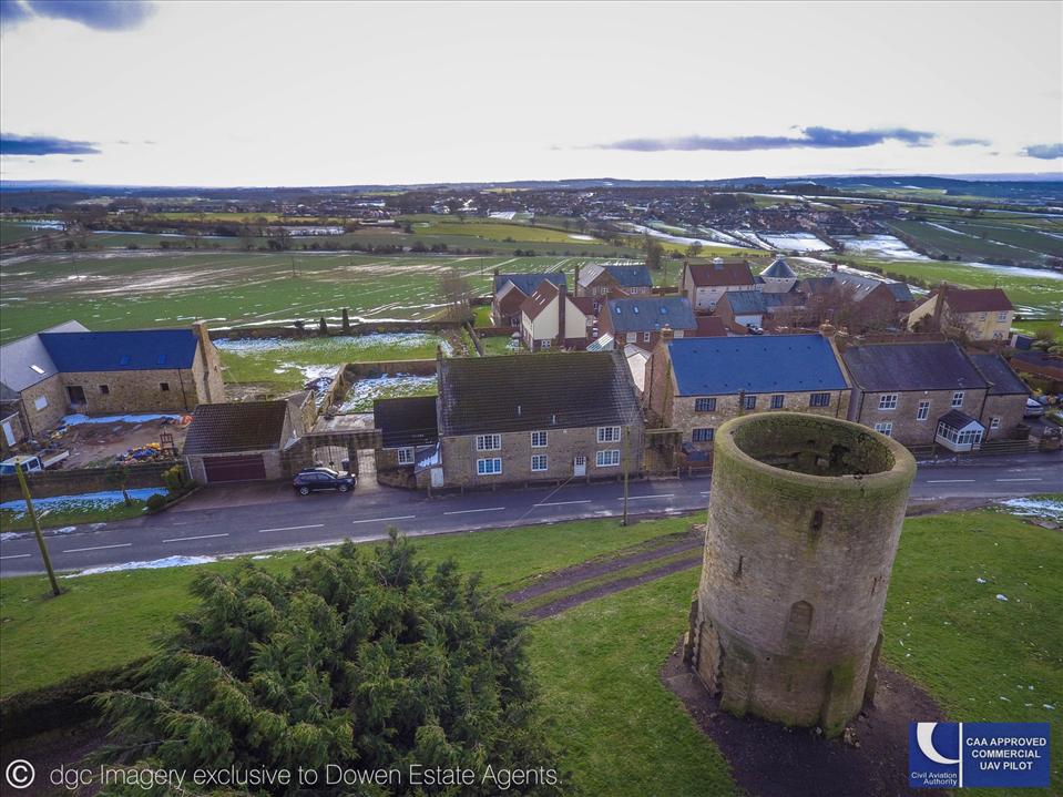 THE OLD HALL 15/16 WESTERTON, WESTERTON VILLAGE Dowen Estate